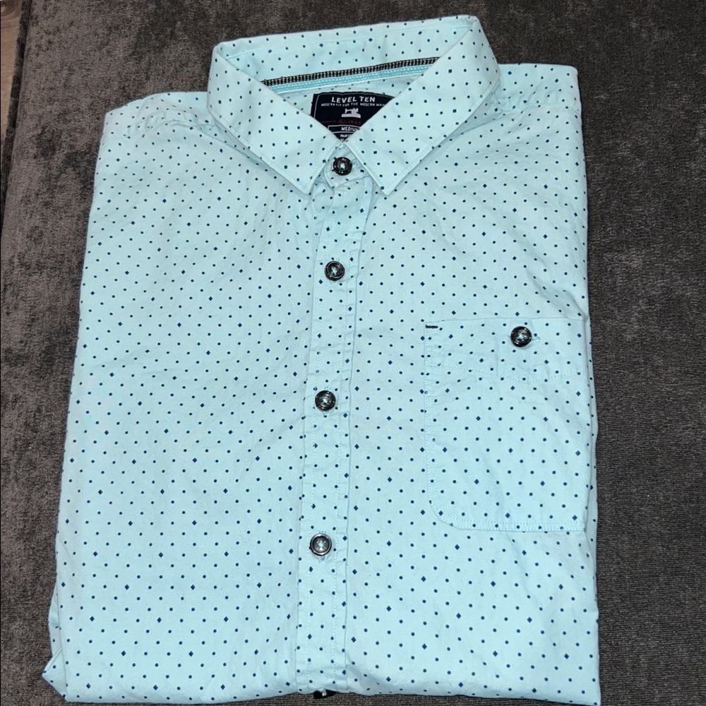 Level Ten Mens Button-Down Short Sleeve Shirt